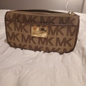 Michael Kors Makeup Bag